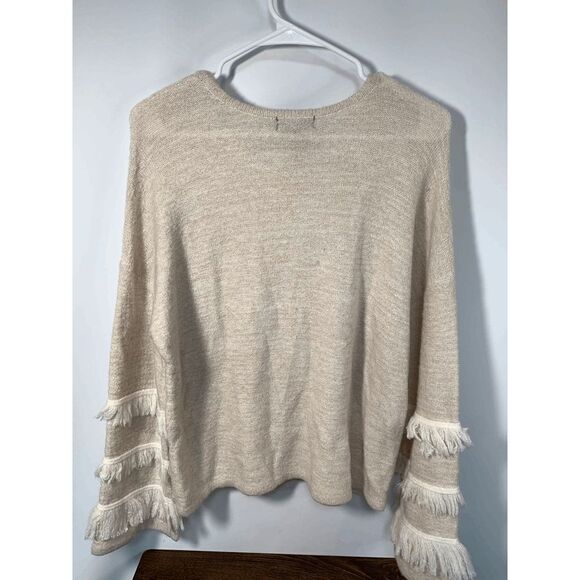 Design 365 Crew Neck Fringe Sleeve Sweater Over Sized Size Small - Picture 2 of 8